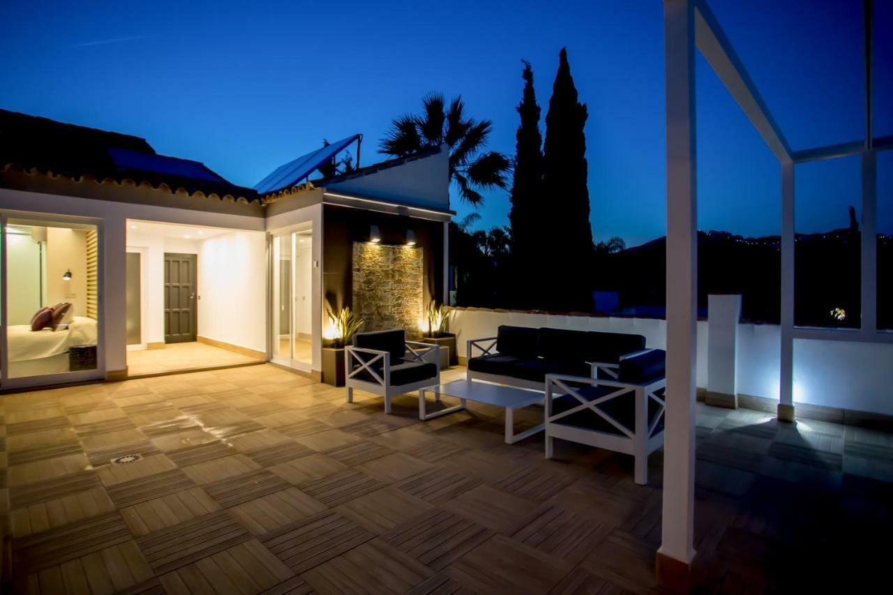 Luxury Villa Marbella With Nice Garden, Pool And Jacuzzi By Varenso Holidays エクステリア 写真
