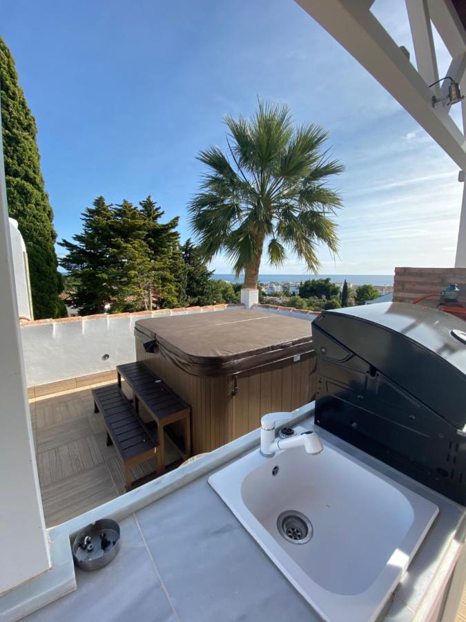 Luxury Villa Marbella With Nice Garden, Pool And Jacuzzi By Varenso Holidays エクステリア 写真